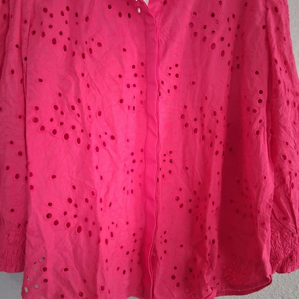 Chico's NWT Solid Pink Emb T oidered Flower Eyelet Button Down Pink Bromeliad 20 - Picture 4 of 7